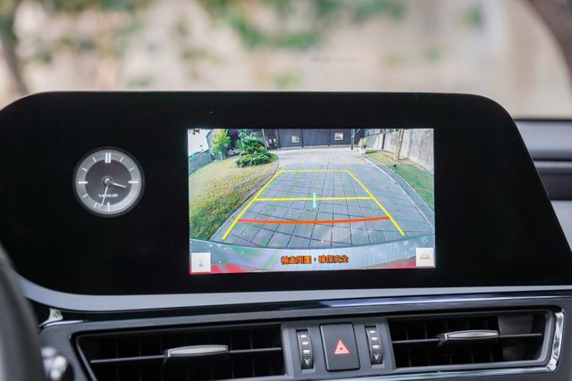 低里程保證僅跑3萬KM｜全車原鈑件｜全速域ACC｜車道維持輔助｜電動座椅｜無線CARPLAY｜電熱座椅｜盲點｜原廠保固中  第11張相片