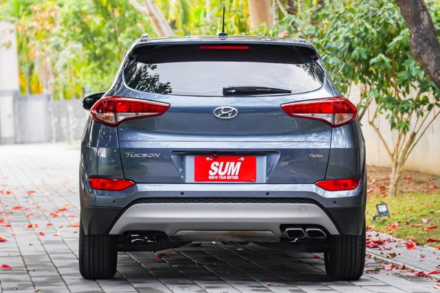 全車原鈑件｜頂級版LED頭燈｜全景天窗｜360度環景｜電動尾門｜安卓主機｜1.6渦輪引擎｜省油大馬力又省稅｜一手車  第3張相片