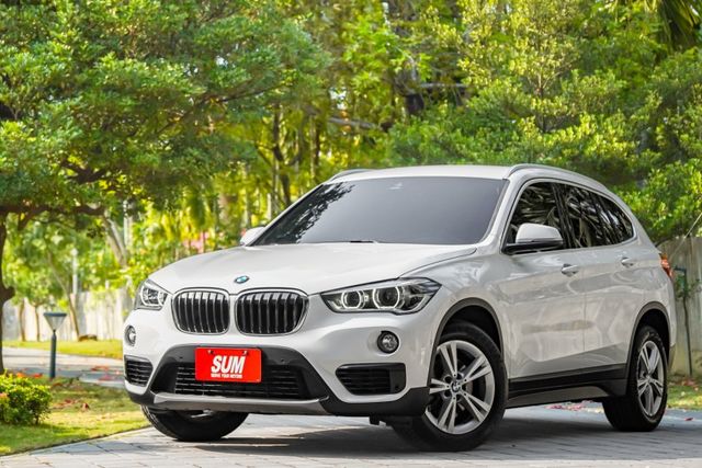 小改款領航版｜抬頭顯示器｜原廠大螢幕導航｜腳踢感應尾門｜僅跑8萬KM｜無線CARPLAY｜四條馬牌輪胎9成新｜車道偏移  第5張相片