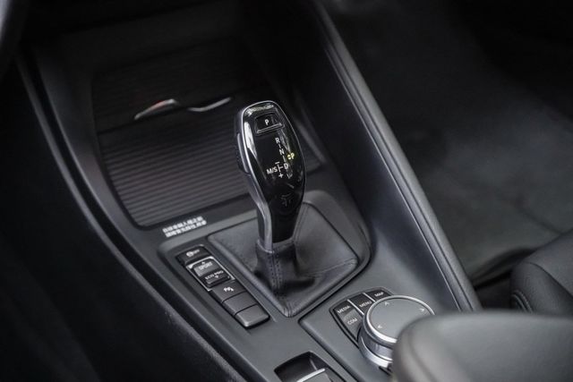 小改款領航版｜抬頭顯示器｜原廠大螢幕導航｜腳踢感應尾門｜僅跑8萬KM｜無線CARPLAY｜四條馬牌輪胎9成新｜車道偏移  第11張相片