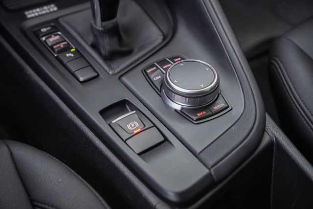 小改款領航版｜抬頭顯示器｜原廠大螢幕導航｜腳踢感應尾門｜僅跑8萬KM｜無線CARPLAY｜四條馬牌輪胎9成新｜車道偏移  第12張相片