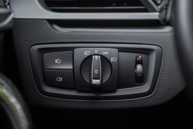 小改款領航版｜抬頭顯示器｜原廠大螢幕導航｜腳踢感應尾門｜僅跑8萬KM｜無線CARPLAY｜四條馬牌輪胎9成新｜車道偏移  第13張相片