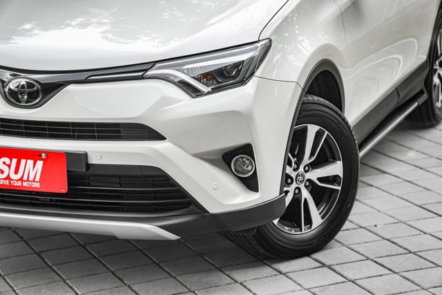 全車原鈑件｜低里程僅跑8萬KM｜頂規尊爵版｜ACC自動跟車｜車道維持｜電動座椅｜原廠GARMIN導航｜抬頭顯示器｜可全貸  第5張相片