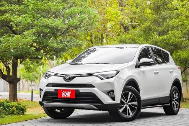 全車原鈑件｜低里程僅跑8萬KM｜頂規尊爵版｜ACC自動跟車｜車道維持｜電動座椅｜原廠GARMIN導航｜抬頭顯示器｜可全貸  第6張相片