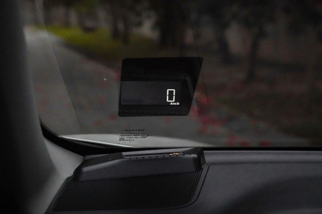 全車原鈑件｜低里程僅跑8萬KM｜頂規尊爵版｜ACC自動跟車｜車道維持｜電動座椅｜原廠GARMIN導航｜抬頭顯示器｜可全貸  第10張相片