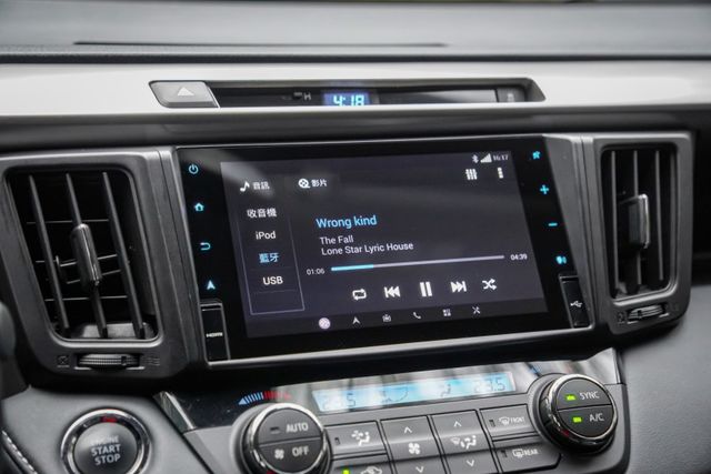 全車原鈑件｜低里程僅跑8萬KM｜頂規尊爵版｜ACC自動跟車｜車道維持｜電動座椅｜原廠GARMIN導航｜抬頭顯示器｜可全貸  第13張相片