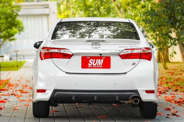 稀有正Z版｜一手用車｜全車原廠空力套件｜原廠LED魚眼頭燈｜換檔撥片｜全車原鈑件｜MID彩色儀表｜倒車顯影｜導航｜可全貸  第3張相片