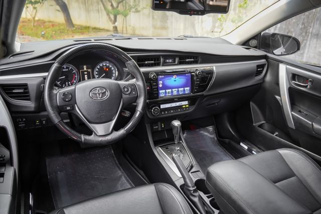 稀有正Z版｜一手用車｜全車原廠空力套件｜原廠LED魚眼頭燈｜換檔撥片｜全車原鈑件｜MID彩色儀表｜倒車顯影｜導航｜可全貸  第7張相片