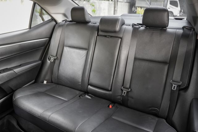 稀有正Z版｜一手用車｜全車原廠空力套件｜原廠LED魚眼頭燈｜換檔撥片｜全車原鈑件｜MID彩色儀表｜倒車顯影｜導航｜可全貸  第19張相片