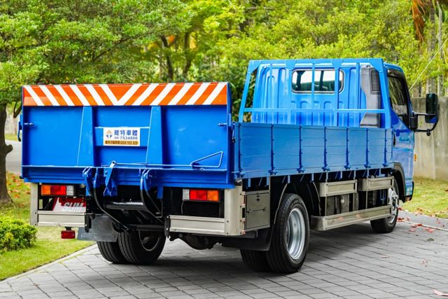 超長軸14呎｜里程保證｜認證車｜末代5期免加尿素｜附升降尾門｜四路視野輔助｜可全額分期｜防捲入護欄｜手排好養護  第4張相片