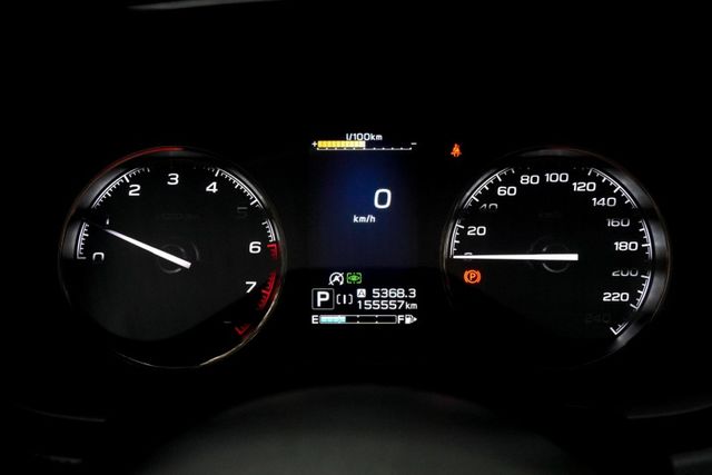 一手公務員用車｜全車原鈑件｜Eyesight主動安全系統｜環景｜雙前電動座椅｜全速域ACC｜盲點｜CARPLAY  第9張相片
