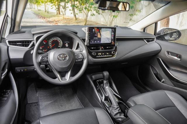 尊絕版｜全車原鈑件｜IKEY免鑰匙｜盲點偵測｜CARPLAY｜倒車顯影｜ACC跟車｜車道維持｜可全貸免費2年5萬公里保固  第7張相片