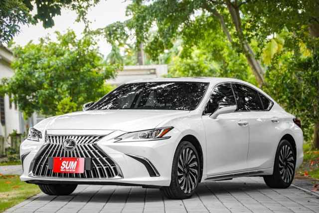 小改款車型｜無線CARPLAY｜新款觸碰螢幕｜18吋鋁圈｜車道維持｜全速域跟車｜電熱座椅｜盲點｜全車原鈑件｜原廠保固中  第1張相片