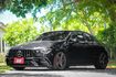 全車原鈑件｜421匹馬力｜一手車｜U88方向盤｜全景天窗｜紅色安全帶｜抬頭顯示器｜盲點｜23P跟車｜可全貸｜低里程保證  第1張縮圖