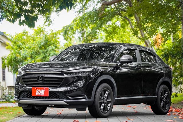 全車原鈑件｜360度環景｜頂級P版｜腳踢感應尾門｜CARPLAY｜安卓大螢幕｜換檔撥片｜ACC自動跟車｜車道維持｜可全貸  第1張相片