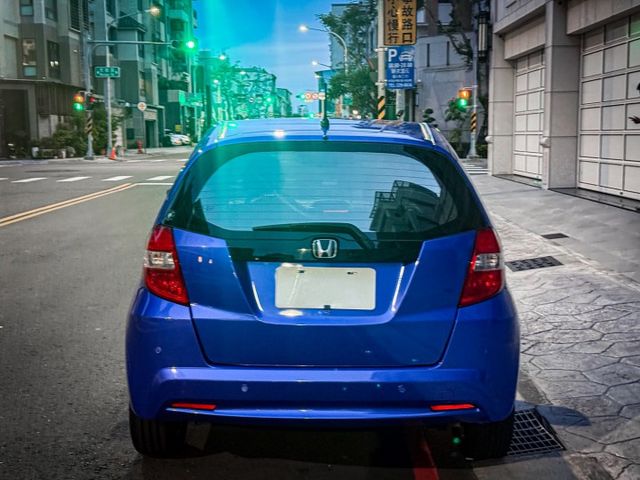 僅跑12萬公里/原版件/定速巡航/電折後視鏡/最強代步神車  第5張相片