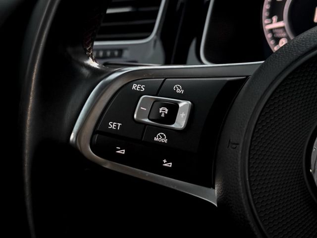 ACC跟車/車道偏移/液晶儀表板/電子手剎/原廠導航/Apple CarPlay/雙區恆溫空調/倒車顯影/全車雷達  第13張相片