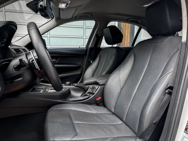 一鍵啟動/雙區恆溫空調/電動記憶座椅/電子排檔桿/自動光感應頭燈/改裝M3方向盤/改裝龍麟尾燈  第16張相片