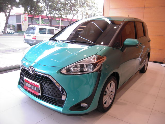 SIENTA 1.8  第1張相片