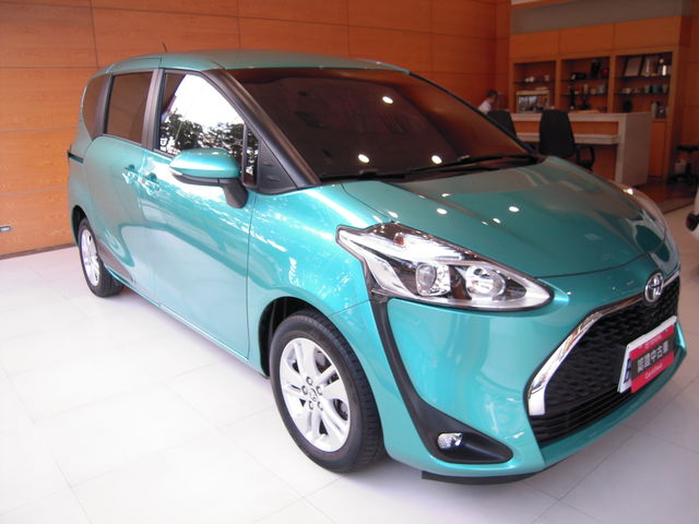 SIENTA 1.8  第3張相片