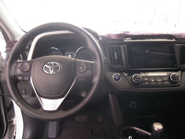 RAV4 2.0  第7張相片