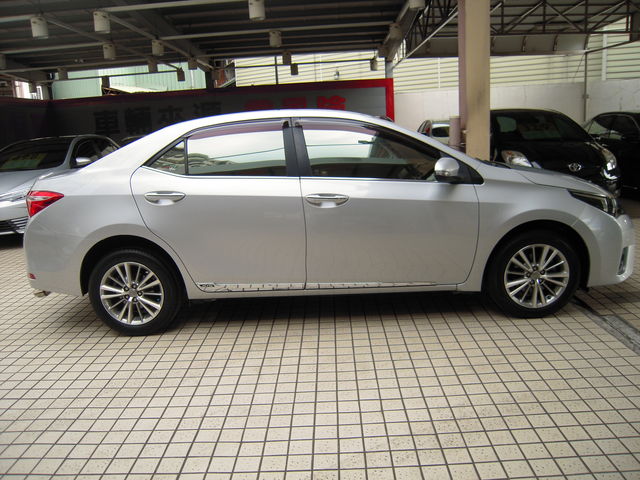 ALTIS 1.8  第4張相片