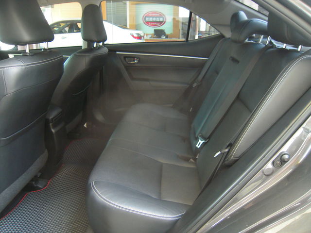 ALTIS 1.8  第9張相片