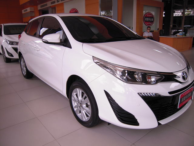 YARIS 1.5  第3張相片