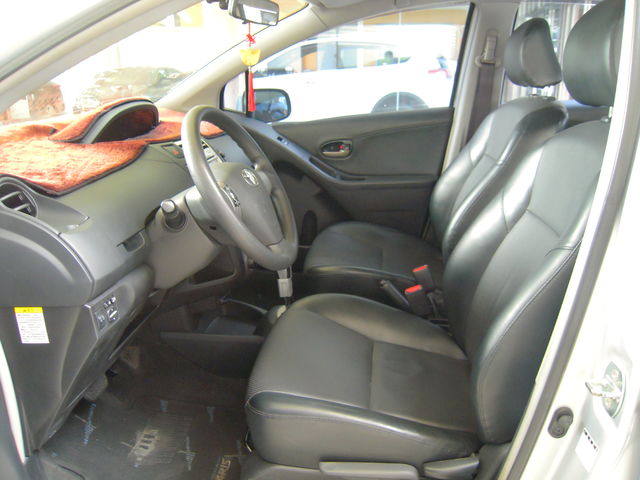 YARIS 1.5G  第8張相片