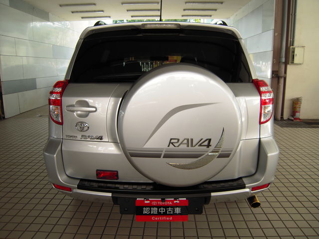 RAV4 2.4 2WD  第6張相片