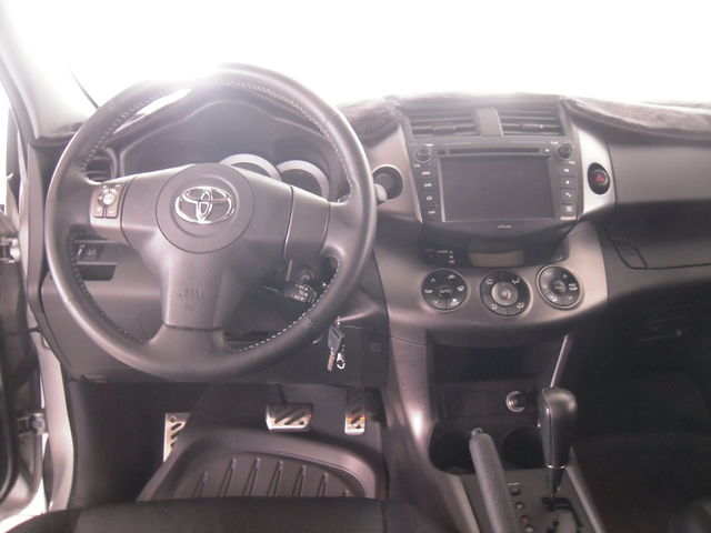 RAV4 2.4 2WD  第7張相片