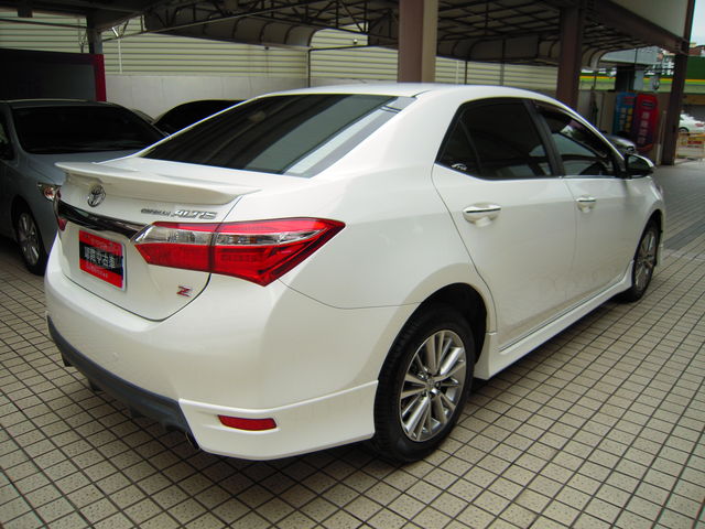 ALTIS 1.8  第5張相片