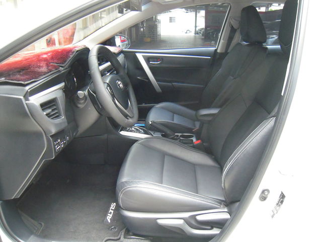 ALTIS 1.8  第8張相片