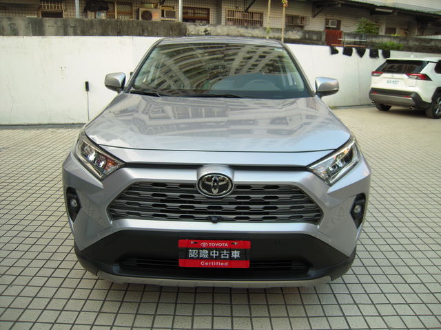 RAV4 2.0  第2張相片