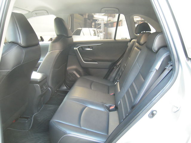 RAV4 2.0  第8張相片