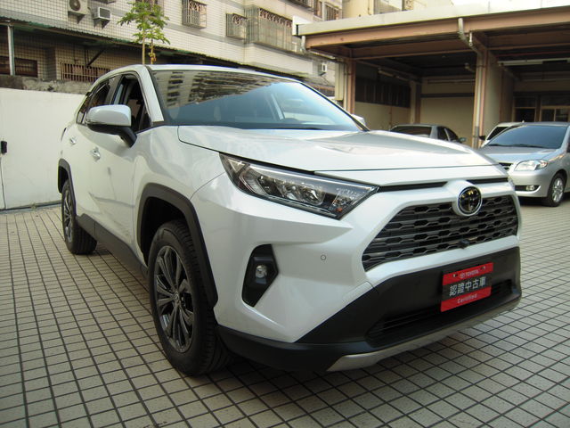 RAV4 2.0  第3張相片