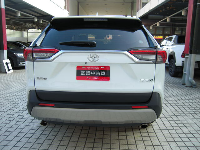 RAV4 2.0  第6張相片