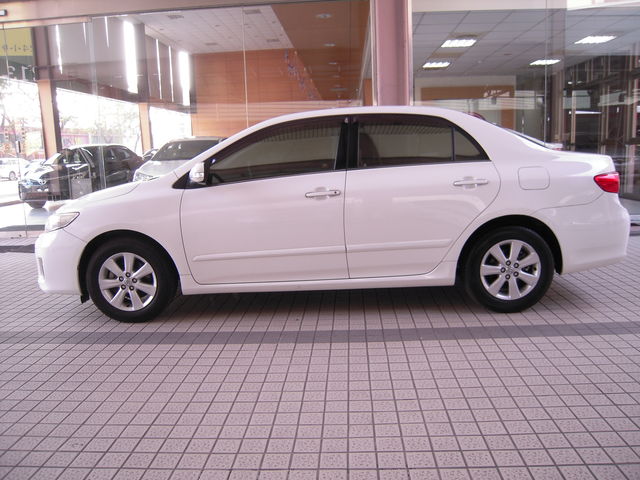 ALTIS 1.8E  第2張相片