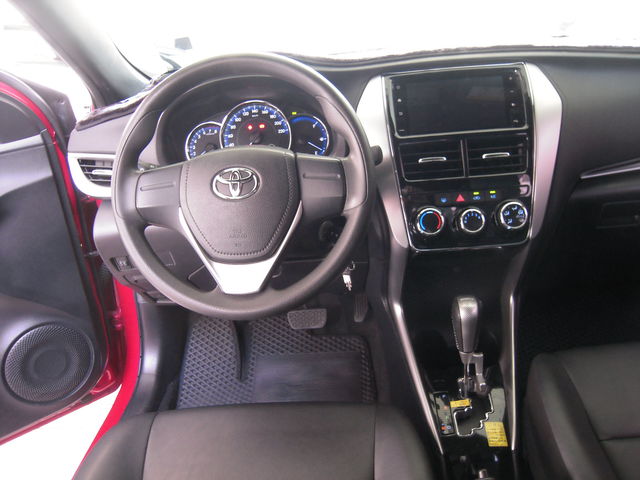 YARIS 1.5  第9張相片