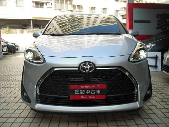 SIENTA 1.8  第2張相片