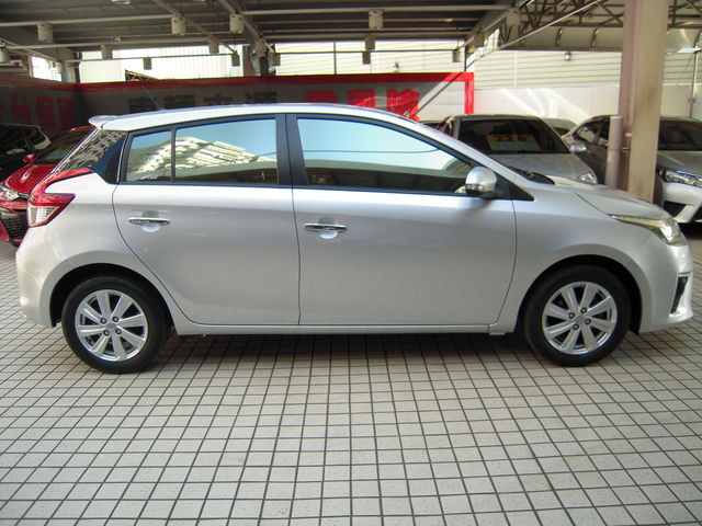 YARIS 1.5  第4張相片