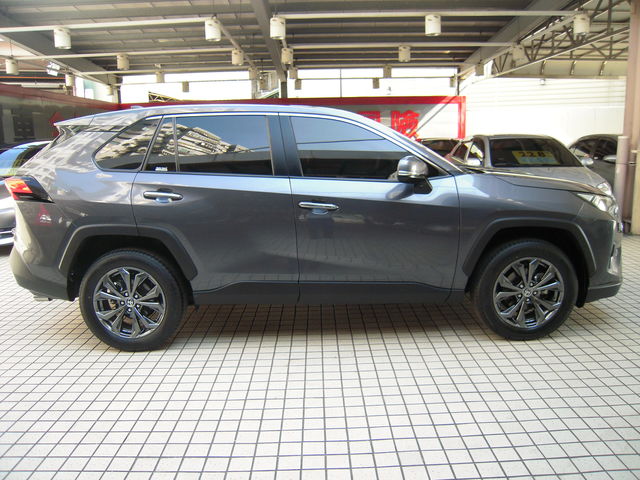 RAV4 2.0  第4張相片