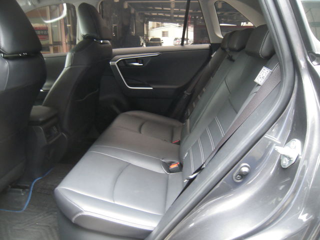 RAV4 2.5 HV  第9張相片