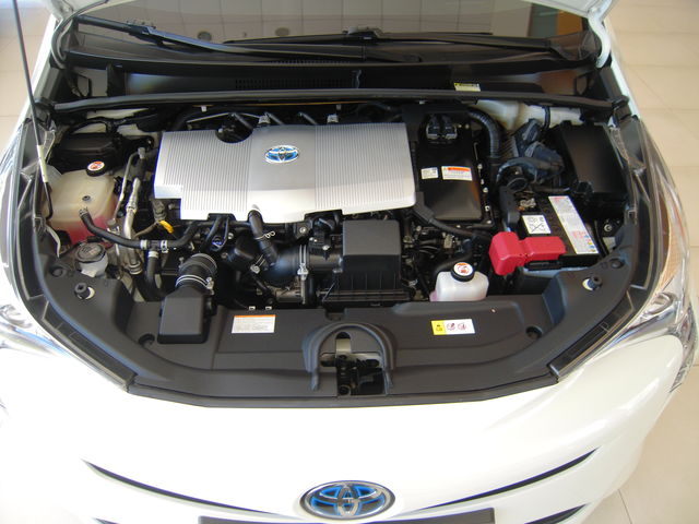 PRIUS 1.8  第10張相片
