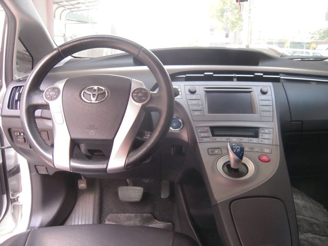 PRIUS 1.8  第7張相片