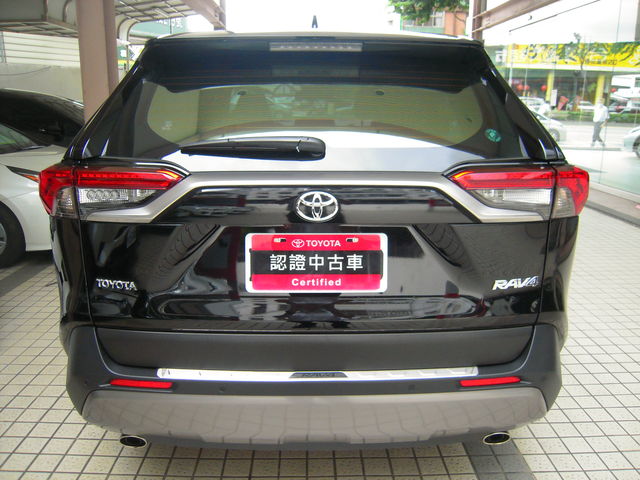 RAV4 2.0  第6張相片