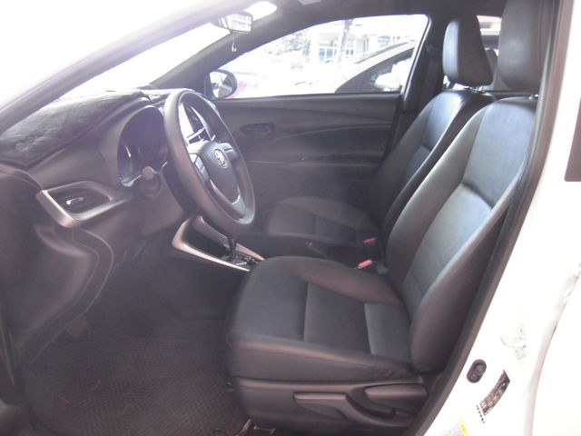 YARIS 1.5  第8張相片