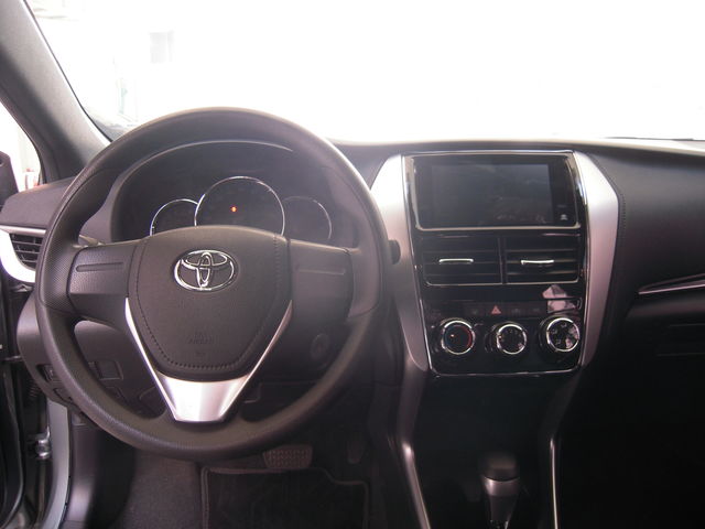 YARIS 1.5  第7張相片