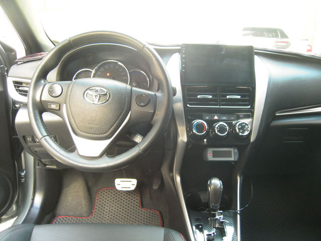 YARIS 1.5  第7張相片