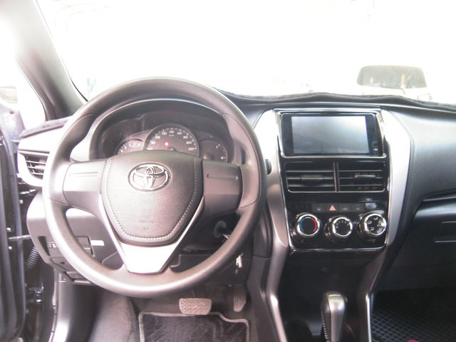 YARIS 1.5  第7張相片